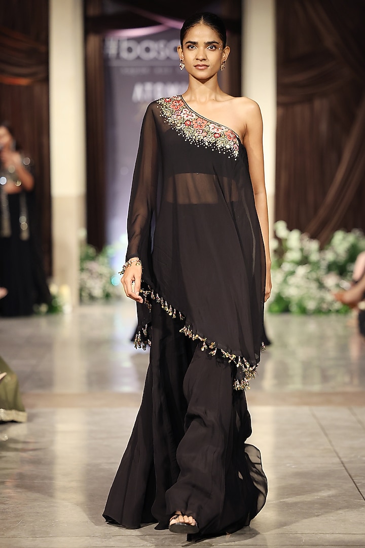 Black Viscose Organza One-Shoulder Cape Set by Basanti - Kapde aur Koffee at Pernia's Pop Up Shop