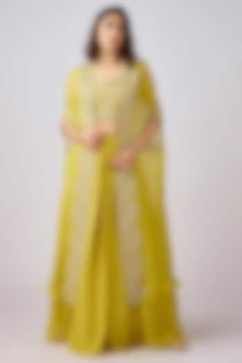 Yellow Cotton Silk Sequins Hand Embroidered Cape Set by Basanti - Kapde aur Koffee at Pernia's Pop Up Shop