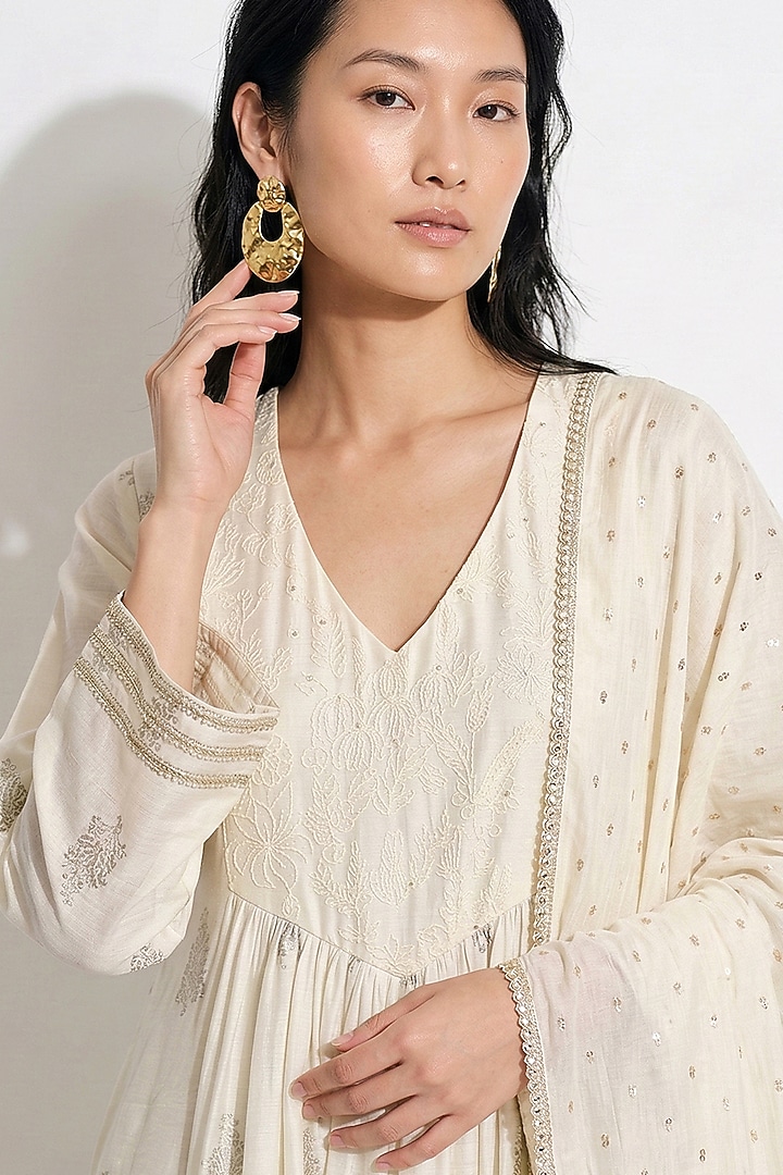 Ivory Cotton Thread Embroidered Party Wear Anarkali Set by Basanti - Kapde aur Koffee at Pernia's Pop Up Shop