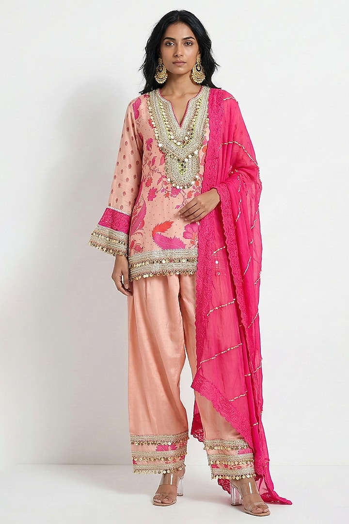 Pink Cotton Silk Coin & Mirror Embroidered Kurta Set by Basanti - Kapde aur Koffee at Pernia's Pop Up Shop