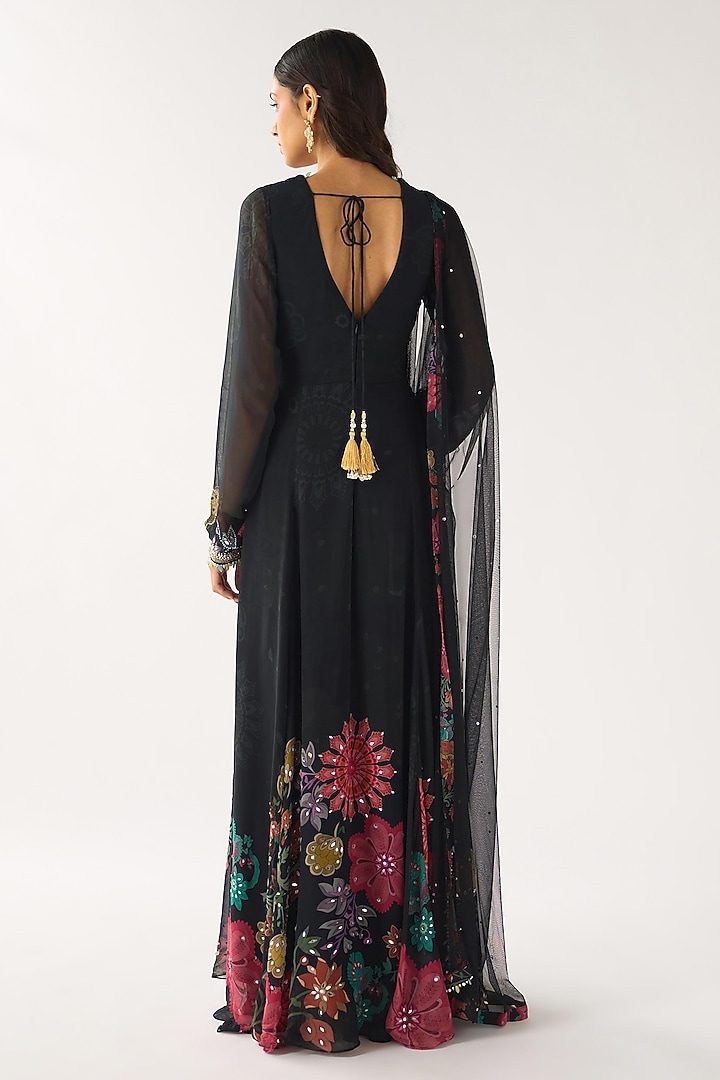 Black Georgette Mirror Embroidered Anarkali Set by Basanti - Kapde aur Koffee at Pernia's Pop Up Shop