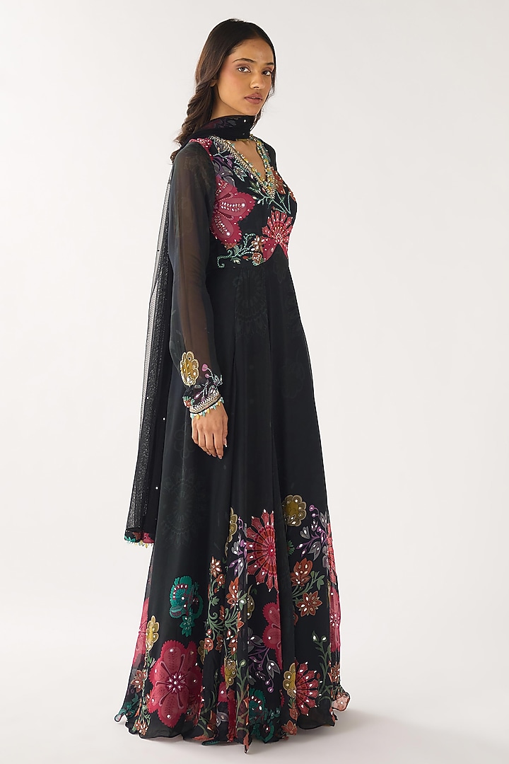 Black Georgette Mirror Embroidered Anarkali Set by Basanti - Kapde aur Koffee at Pernia's Pop Up Shop