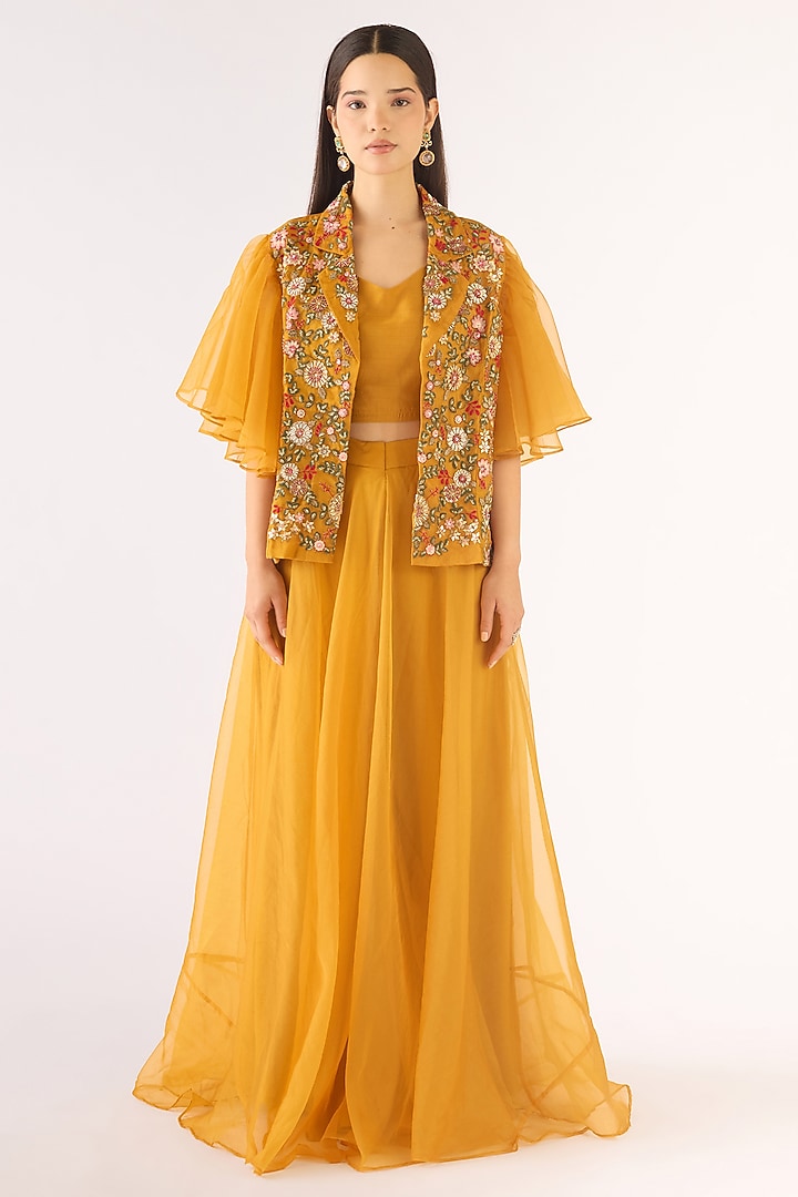 Yellow Organza Embroidered Cape Set by Basanti - Kapde aur Koffee at Pernia's Pop Up Shop