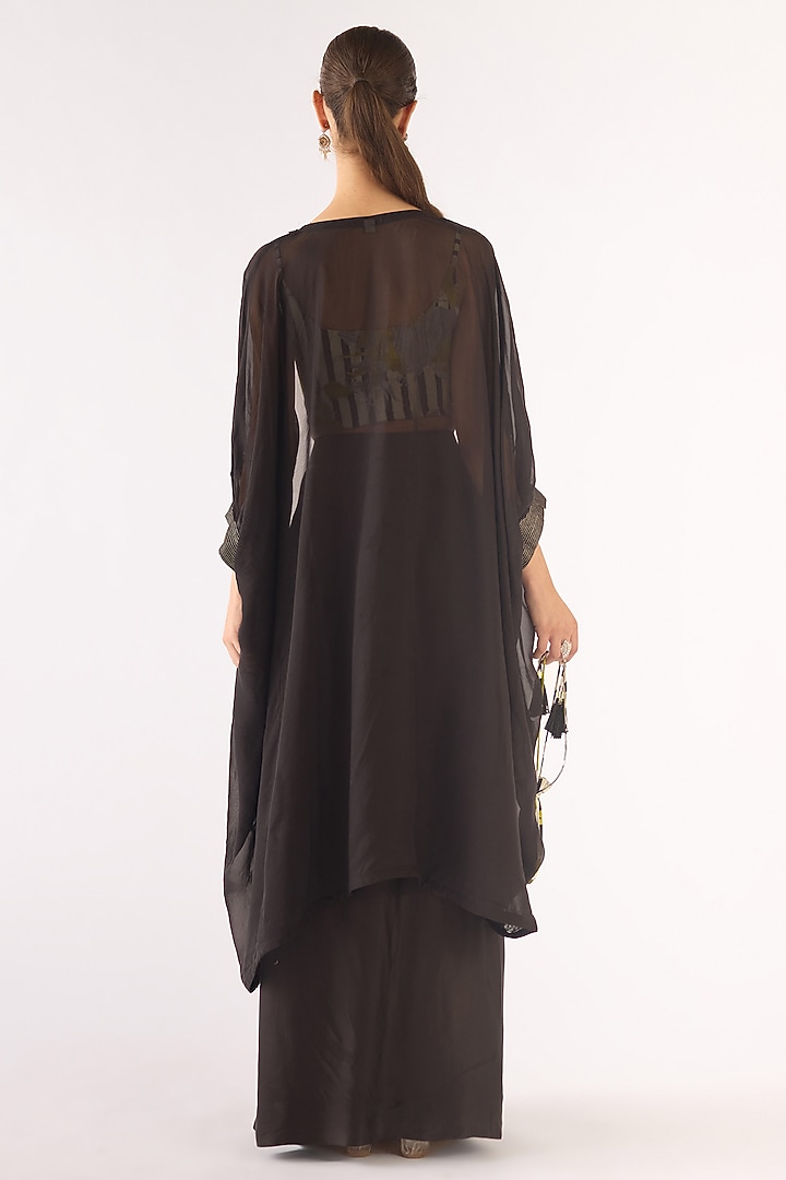 Black Crepe Sequins Embroidered Cape Set by Basanti - Kapde aur Koffee at Pernia's Pop Up Shop