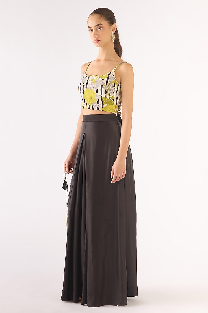 Black Crepe Sequins Embroidered Cape Set by Basanti - Kapde aur Koffee at Pernia's Pop Up Shop