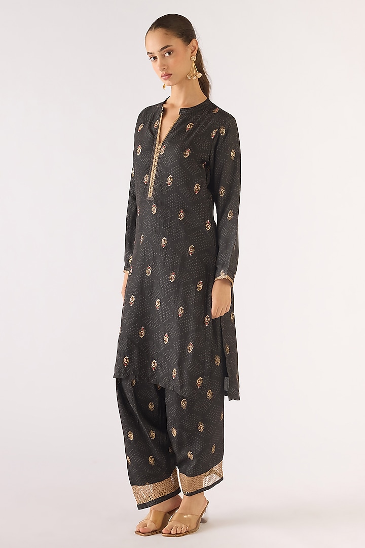 Black Cotton Kurta Set by Basanti - Kapde aur Koffee at Pernia's Pop Up Shop