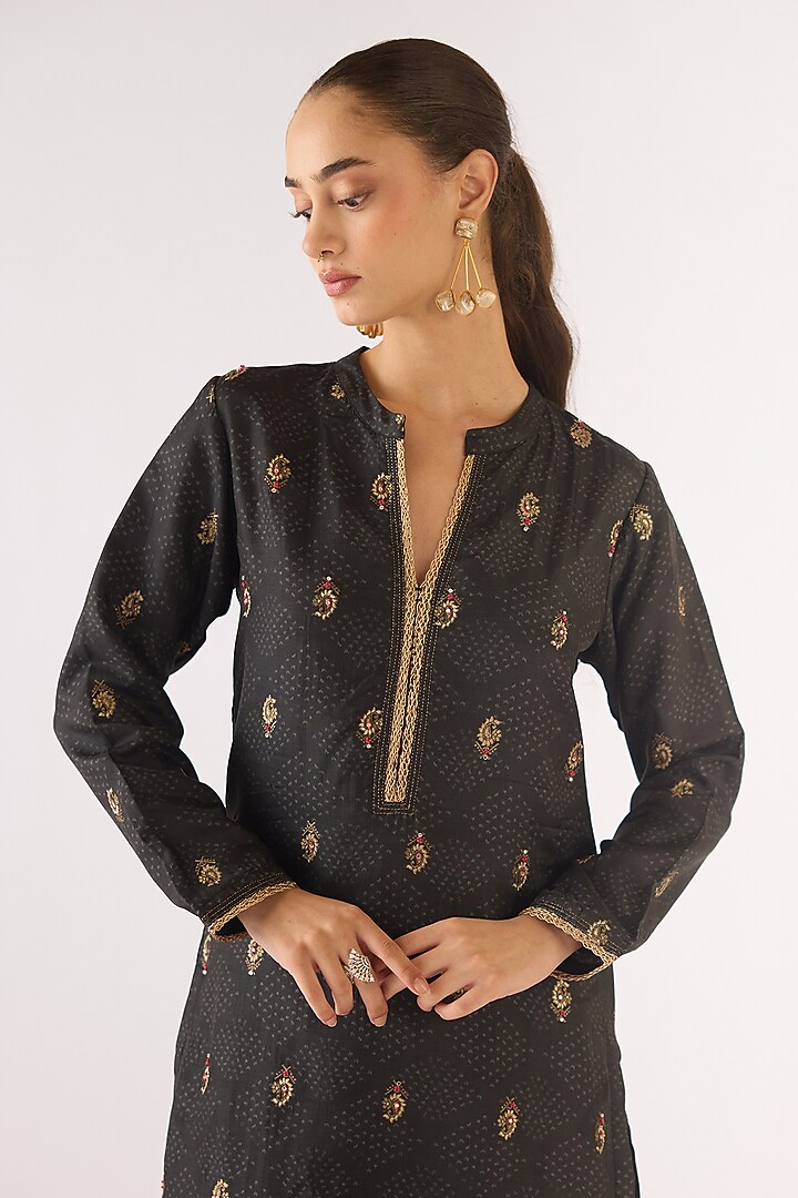 Black Cotton Kurta Set by Basanti - Kapde aur Koffee at Pernia's Pop Up Shop