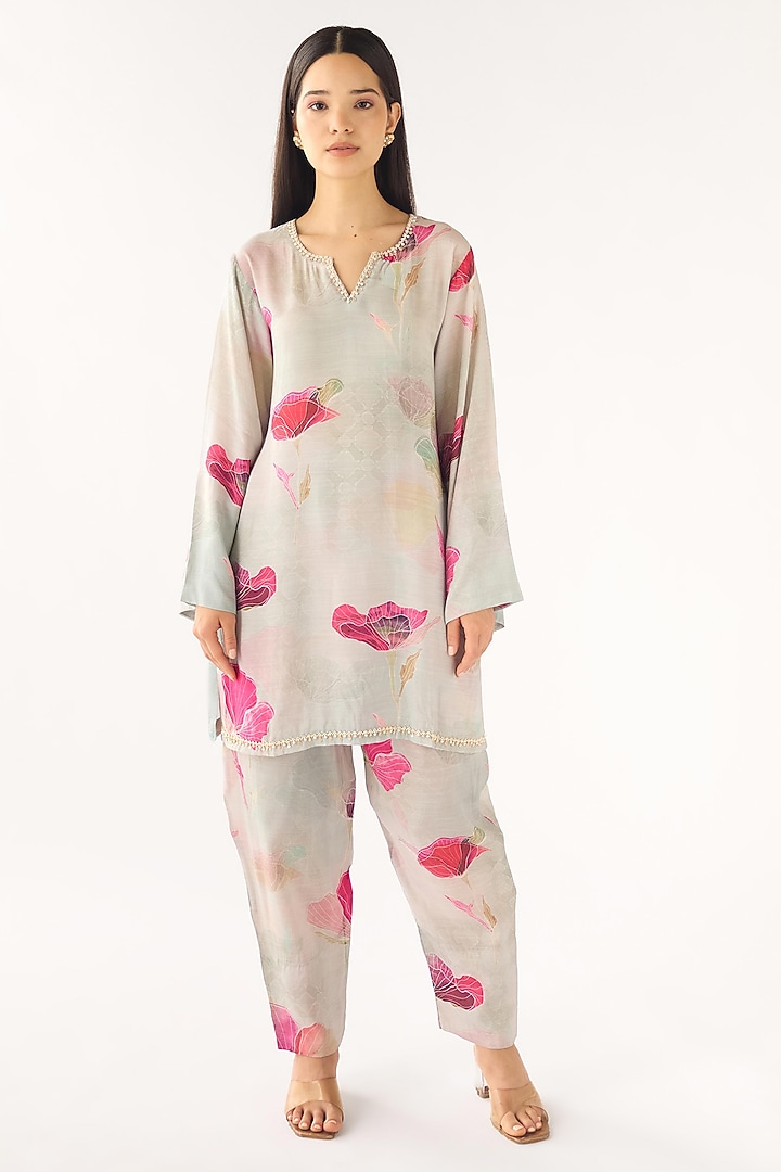 Powder Blue Muslin Printed Kurta Set by Basanti - Kapde aur Koffee at Pernia's Pop Up Shop