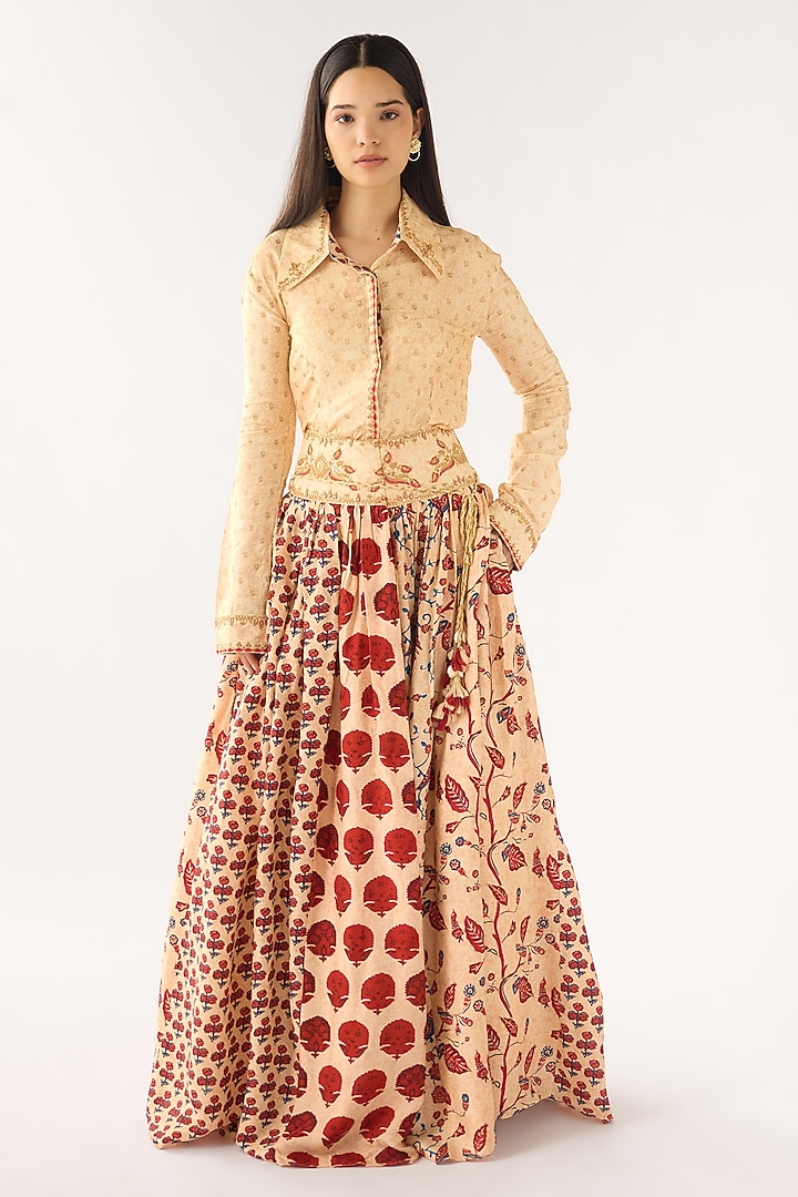 White Raw Silk Printed Skirt Set by Basanti - Kapde aur Koffee at Pernia's Pop Up Shop