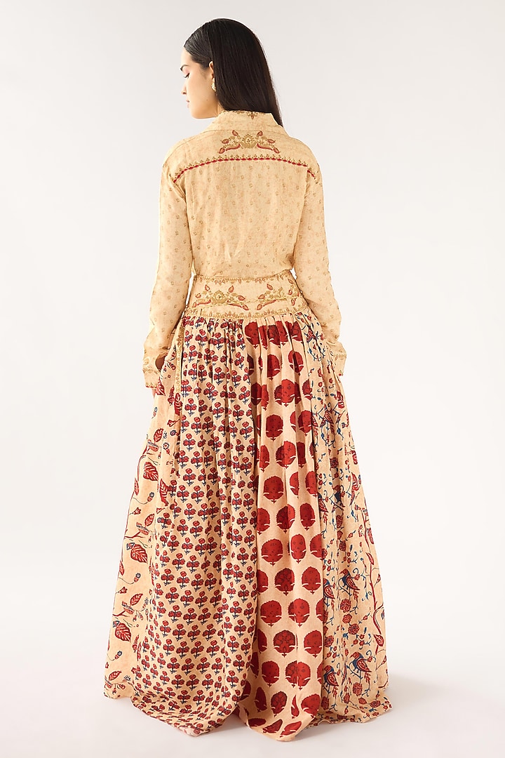 White Raw Silk Printed Skirt Set by Basanti - Kapde aur Koffee at Pernia's Pop Up Shop