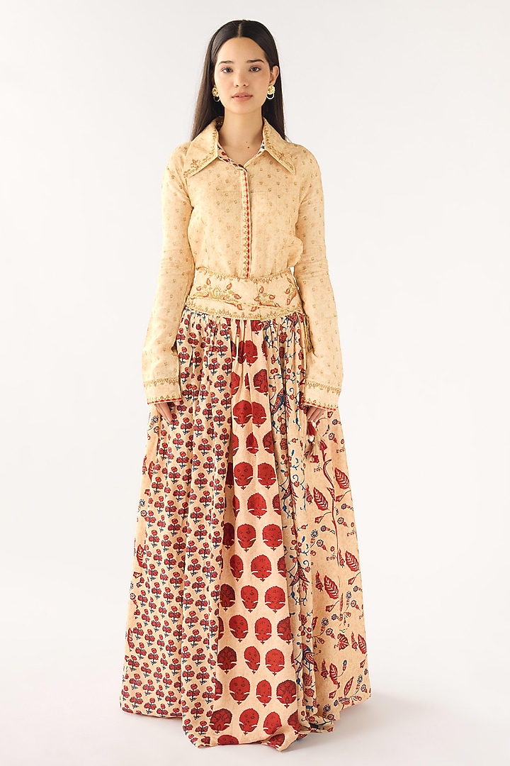 White Raw Silk Printed Skirt Set by Basanti - Kapde aur Koffee at Pernia's Pop Up Shop