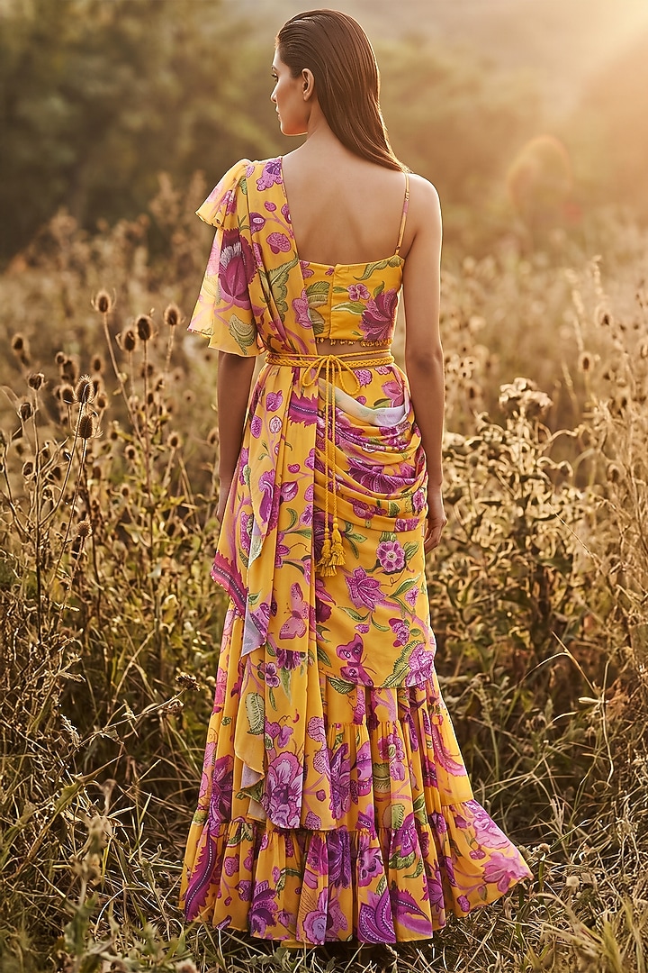 Mustard Georgette Printed Draped Party Wear Saree Set by Basanti - Kapde aur Koffee at Pernia's Pop Up Shop