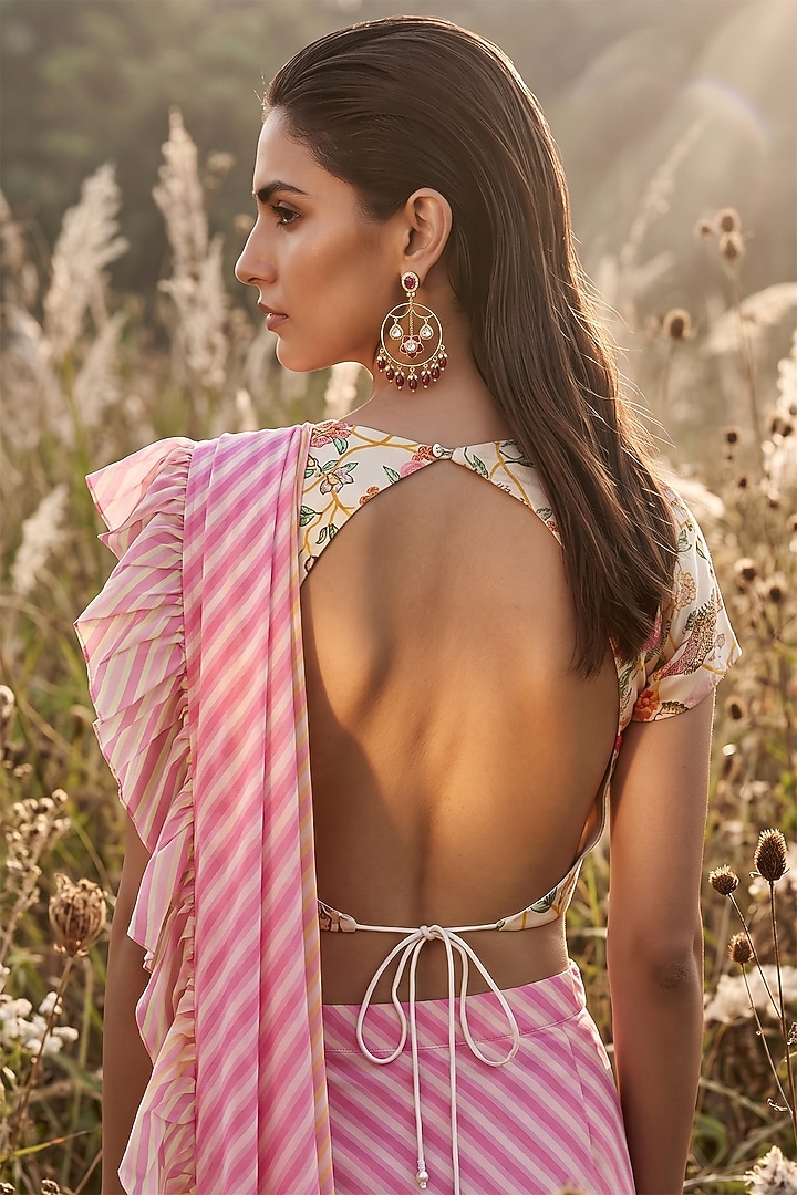 Yellow Georgette Abstract Printed Draped Festive Saree Set by Basanti - Kapde aur Koffee at Pernia's Pop Up Shop
