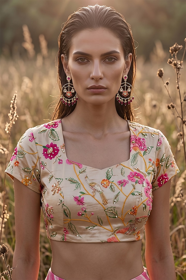 Yellow Georgette Abstract Printed Draped Festive Saree Set by Basanti - Kapde aur Koffee at Pernia's Pop Up Shop