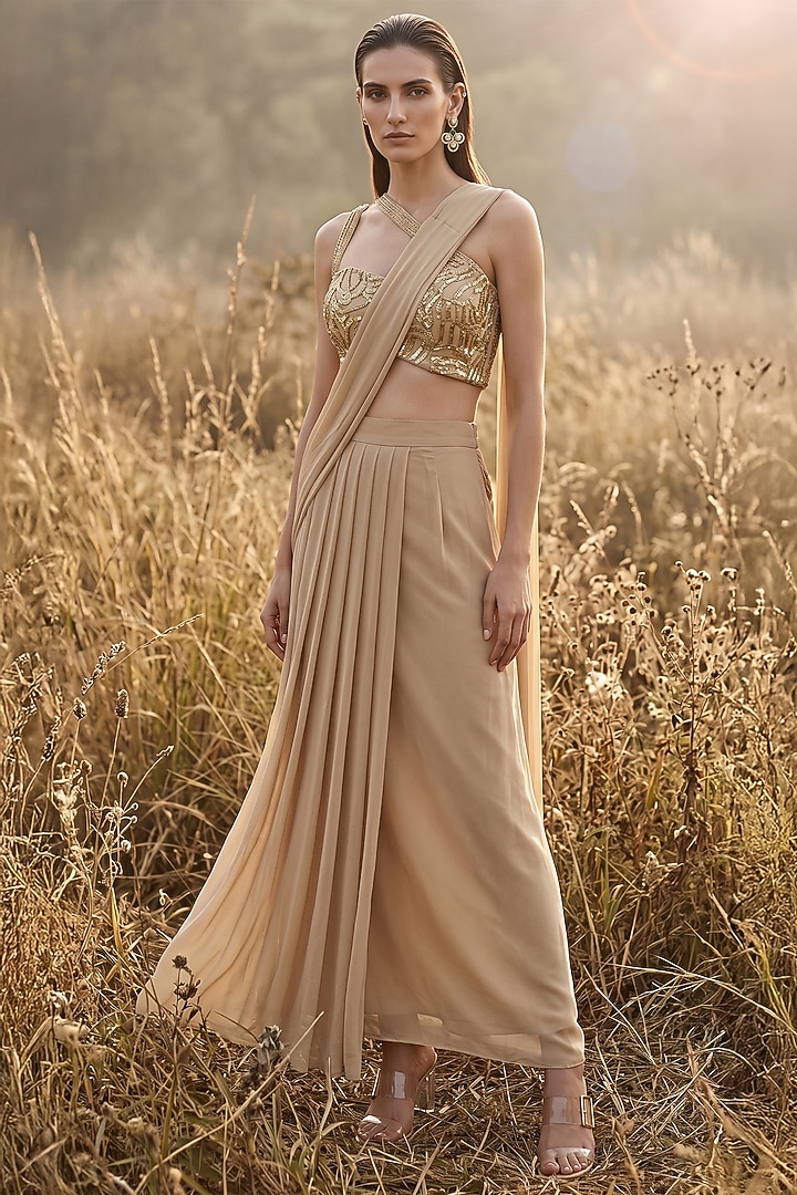 Beige Georgette Draped Festive Saree Set by Basanti - Kapde aur Koffee at Pernia's Pop Up Shop