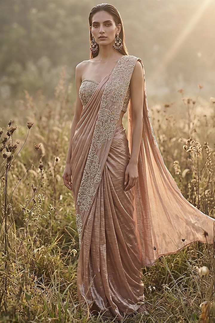 Rose Gold Tissue Cutdana Embroidered Draped Wedding Saree Set by Basanti - Kapde aur Koffee at Pernia's Pop Up Shop
