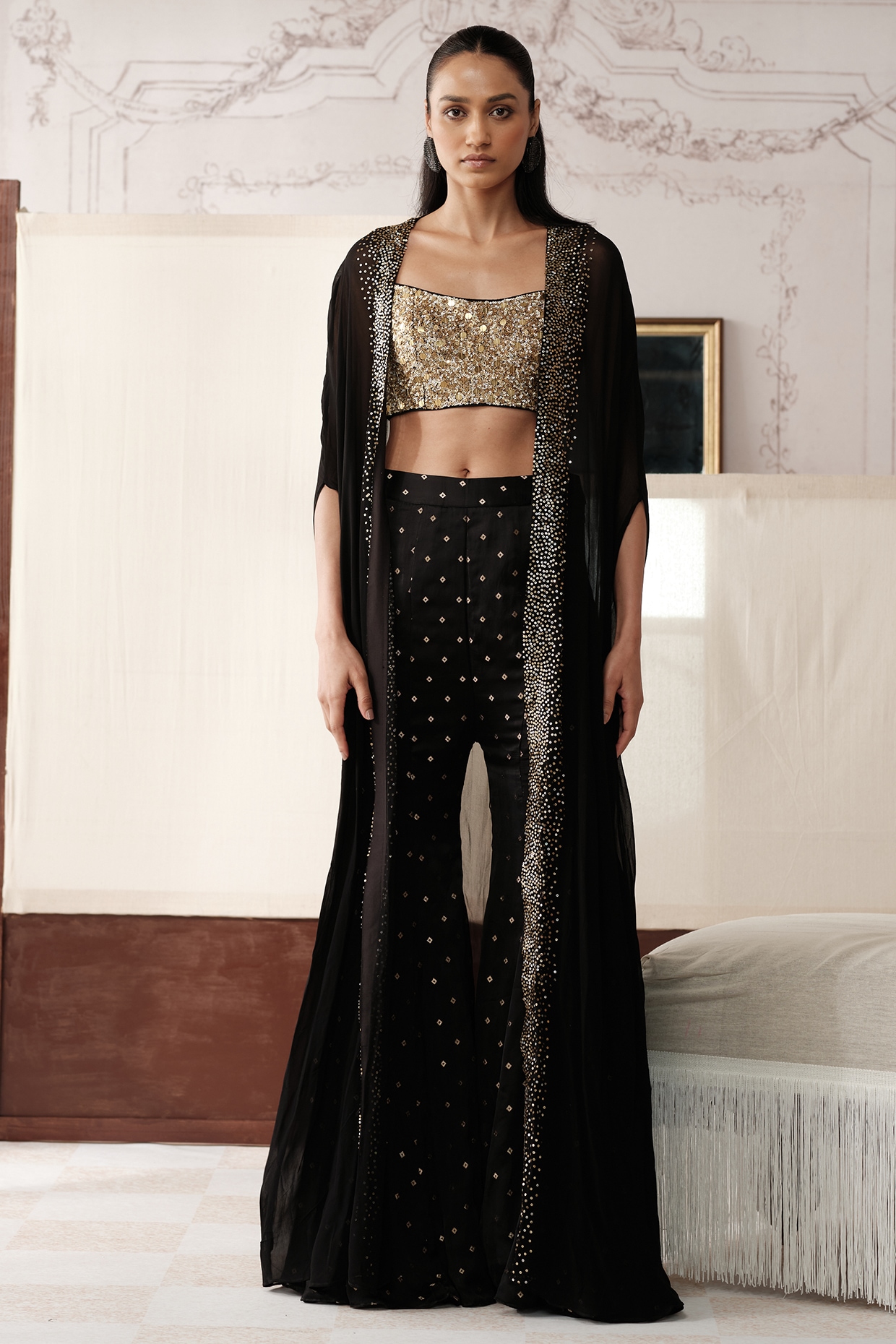 Basanti - Kapde aur Koffee Black Organza Sequins Embroidered Cape Set