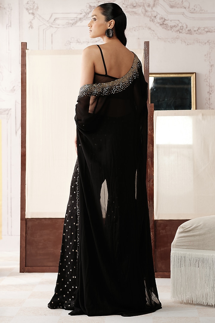 Black Organza Sequins Embroidered Cape Set by Basanti - Kapde aur Koffee at Pernia's Pop Up Shop