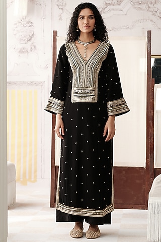 Black Viscose Georgette Gota Lace Embroidered Kurta Set by Basanti - Kapde aur Koffee