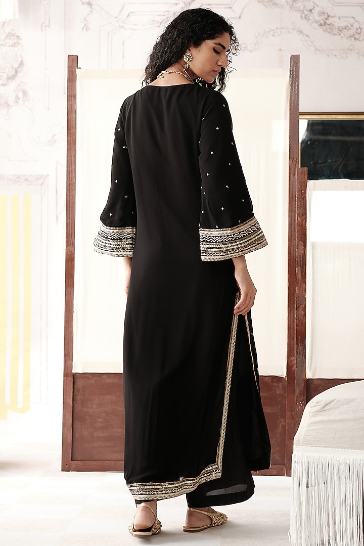 Black Viscose Georgette Gota Lace Embroidered Kurta Set by Basanti - Kapde aur Koffee at Pernia's Pop Up Shop