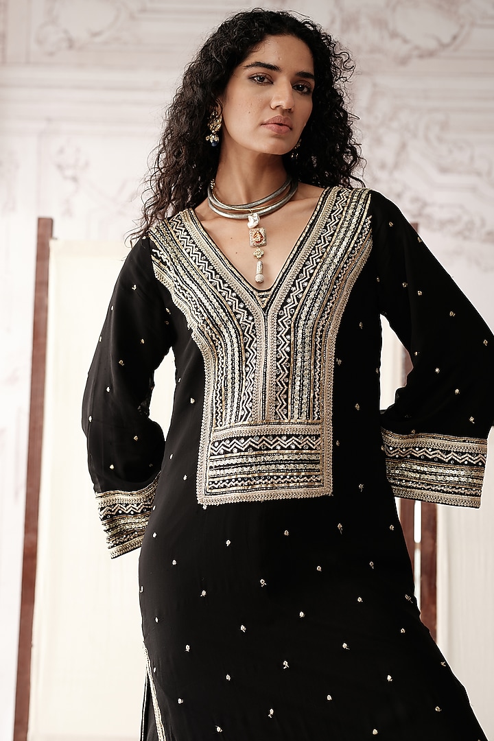 Black Viscose Georgette Gota Lace Embroidered Kurta Set by Basanti - Kapde aur Koffee at Pernia's Pop Up Shop