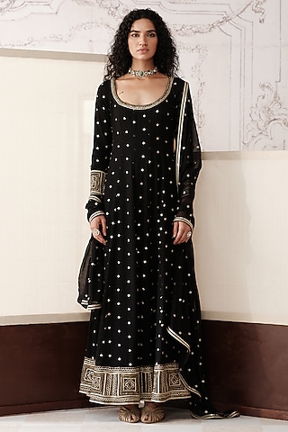 Black Viscose Georgette Sequins Embroidered Anarkali Set by Basanti - Kapde aur Koffee