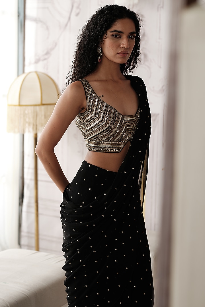 Black Viscose Georgette Draped Party Wear Saree Set by Basanti - Kapde aur Koffee at Pernia's Pop Up Shop