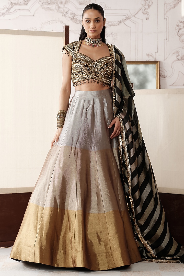 Golden Ombre Tissue Wedding Lehenga Set by Basanti - Kapde aur Koffee at Pernia's Pop Up Shop