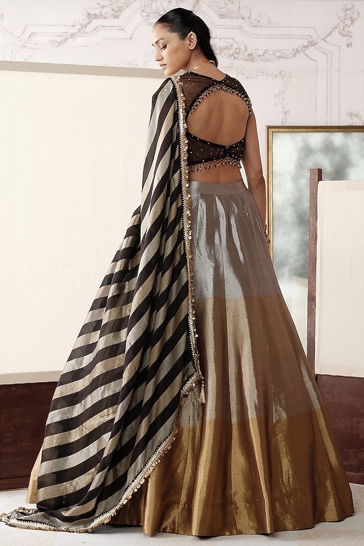 Golden Ombre Tissue Wedding Lehenga Set by Basanti - Kapde aur Koffee at Pernia's Pop Up Shop