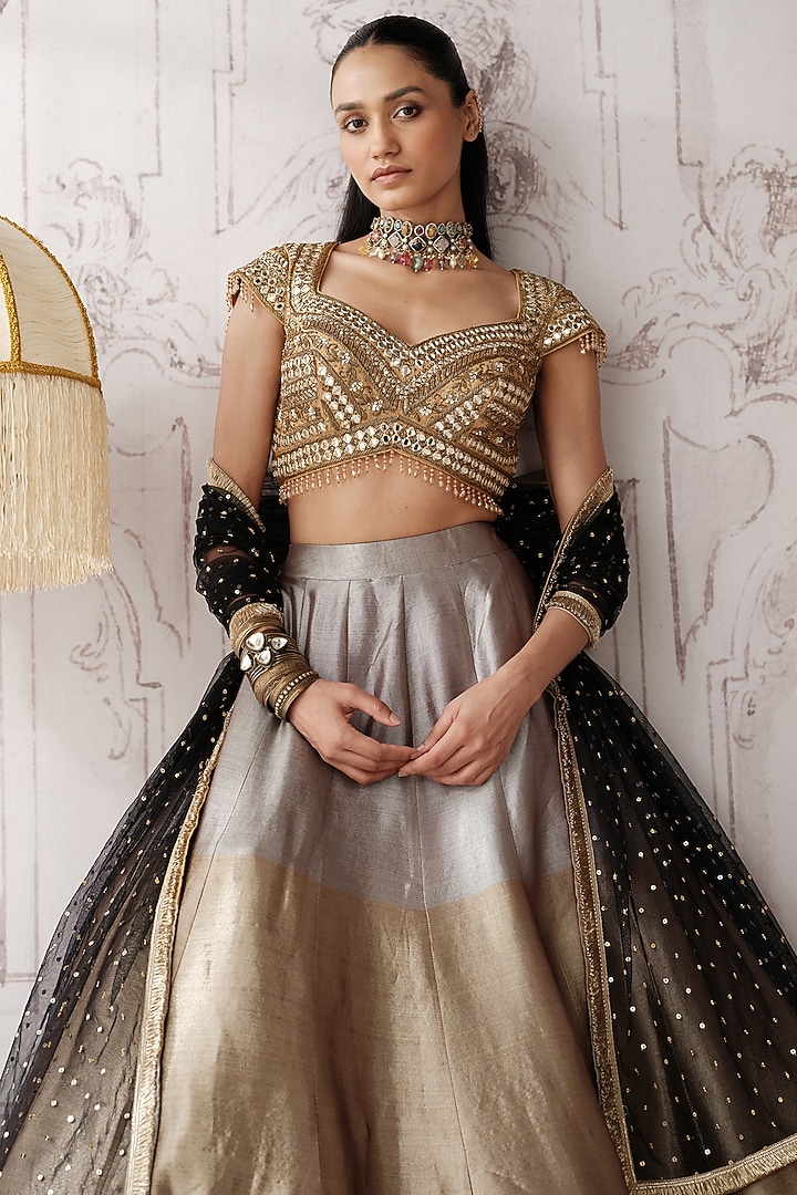 Golden Ombre Tissue Wedding Lehenga Set by Basanti - Kapde aur Koffee at Pernia's Pop Up Shop