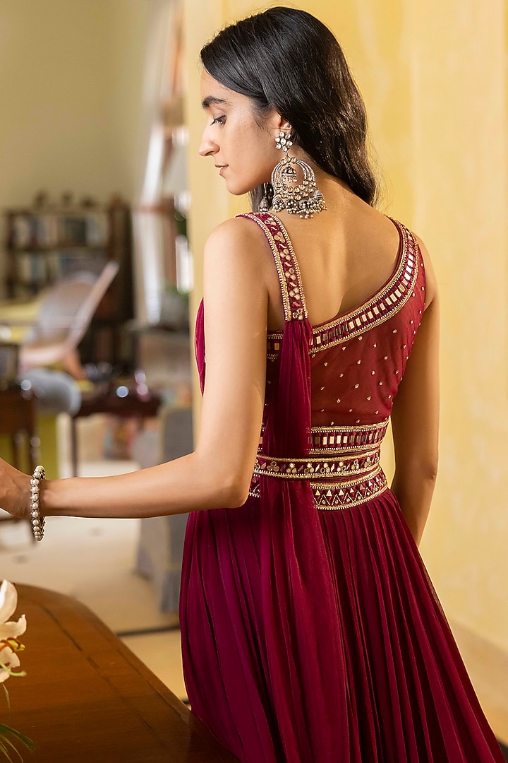 Wine Lehenga Set With Mirror Work by Basanti - Kapde aur Koffee at Pernia's Pop Up Shop