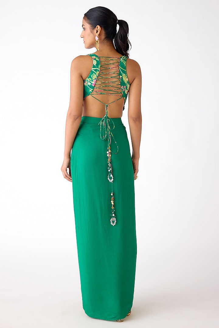 Green Chiffon Mirror Work Cape Set by Basanti - Kapde aur Koffee at Pernia's Pop Up Shop