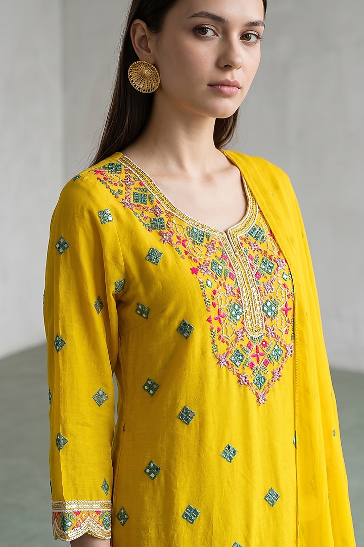 Yellow Chanderi Sequins Embroidered Sharara Set by Basanti - Kapde aur Koffee at Pernia's Pop Up Shop