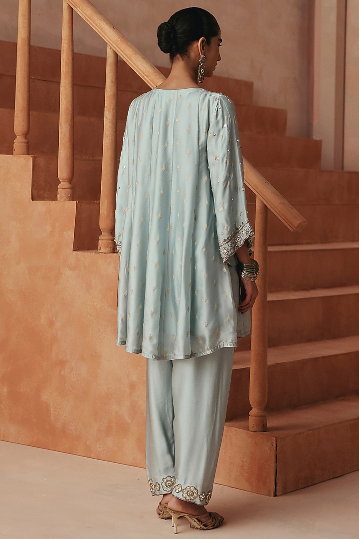 Blue Organza Satin Embroidered Kurta Set by Basanti - Kapde aur Koffee at Pernia's Pop Up Shop