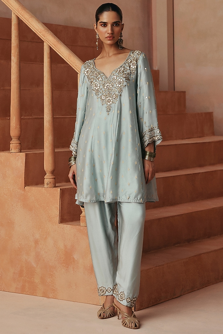 Blue Organza Satin Embroidered Kurta Set by Basanti - Kapde aur Koffee at Pernia's Pop Up Shop