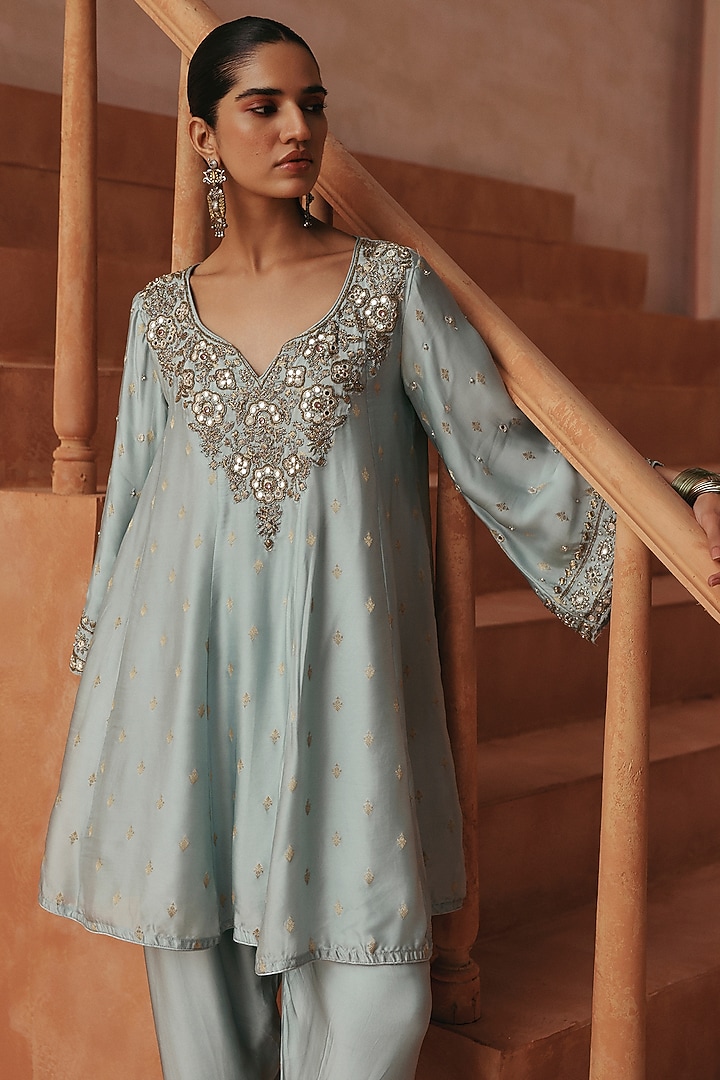 Blue Organza Satin Embroidered Kurta Set by Basanti - Kapde aur Koffee at Pernia's Pop Up Shop