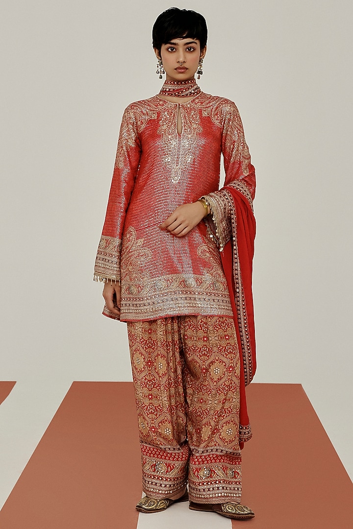 Orange Sequins Printed Kurta Set by Basanti - Kapde aur Koffee at Pernia's Pop Up Shop