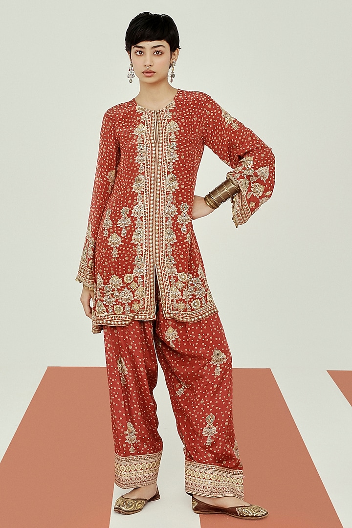 Orange Crepe Gota Embroidered Farshi Set by Basanti - Kapde aur Koffee at Pernia's Pop Up Shop