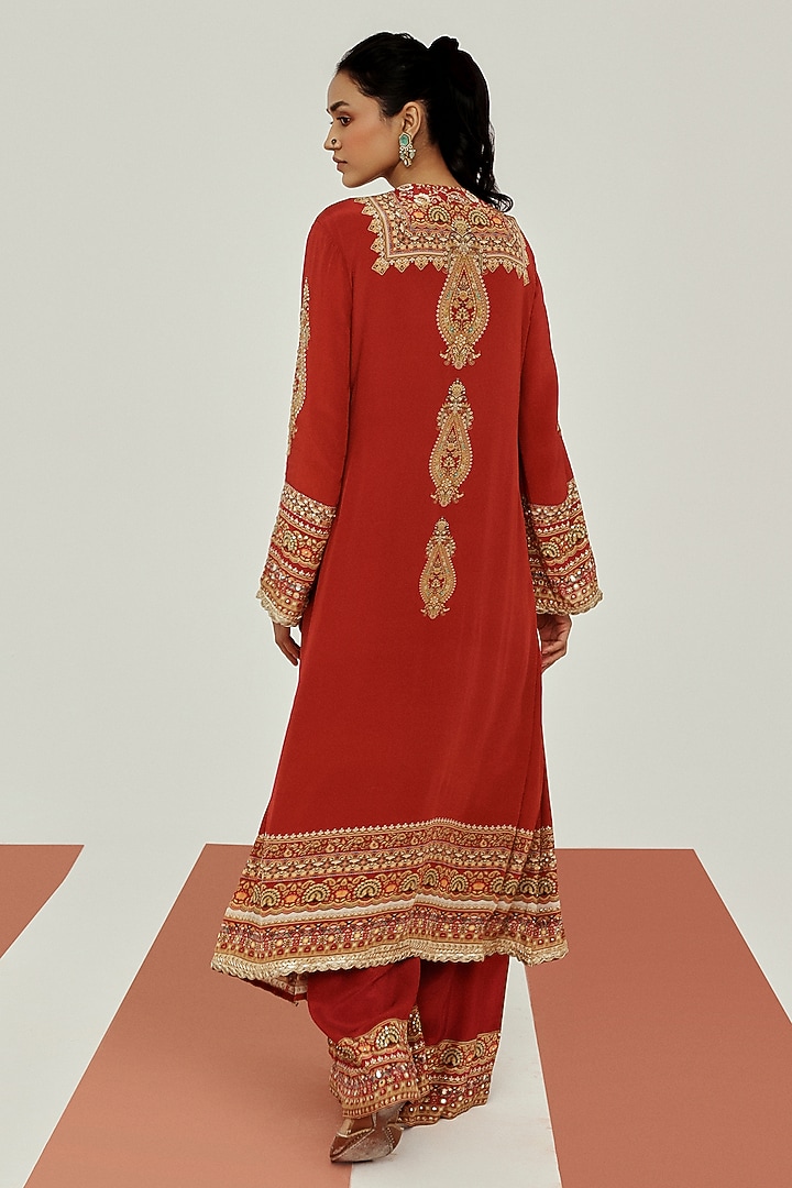 Red Crepe Mirror Embroidered Kurta Set by Basanti - Kapde aur Koffee at Pernia's Pop Up Shop