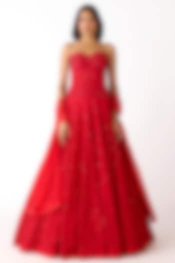 Red Chantilly Net Swarovski Embroidered  dulhan bday 22 may Lehenga Set by Basanti - Kapde aur Koffee at Pernia's Pop Up Shop