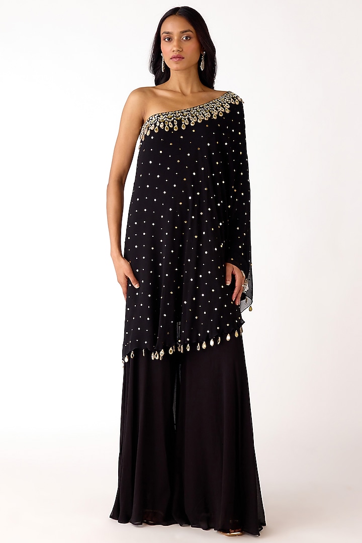 Black Mukaish Georgette Mirror Embroidered Cape Set by Basanti - Kapde aur Koffee at Pernia's Pop Up Shop