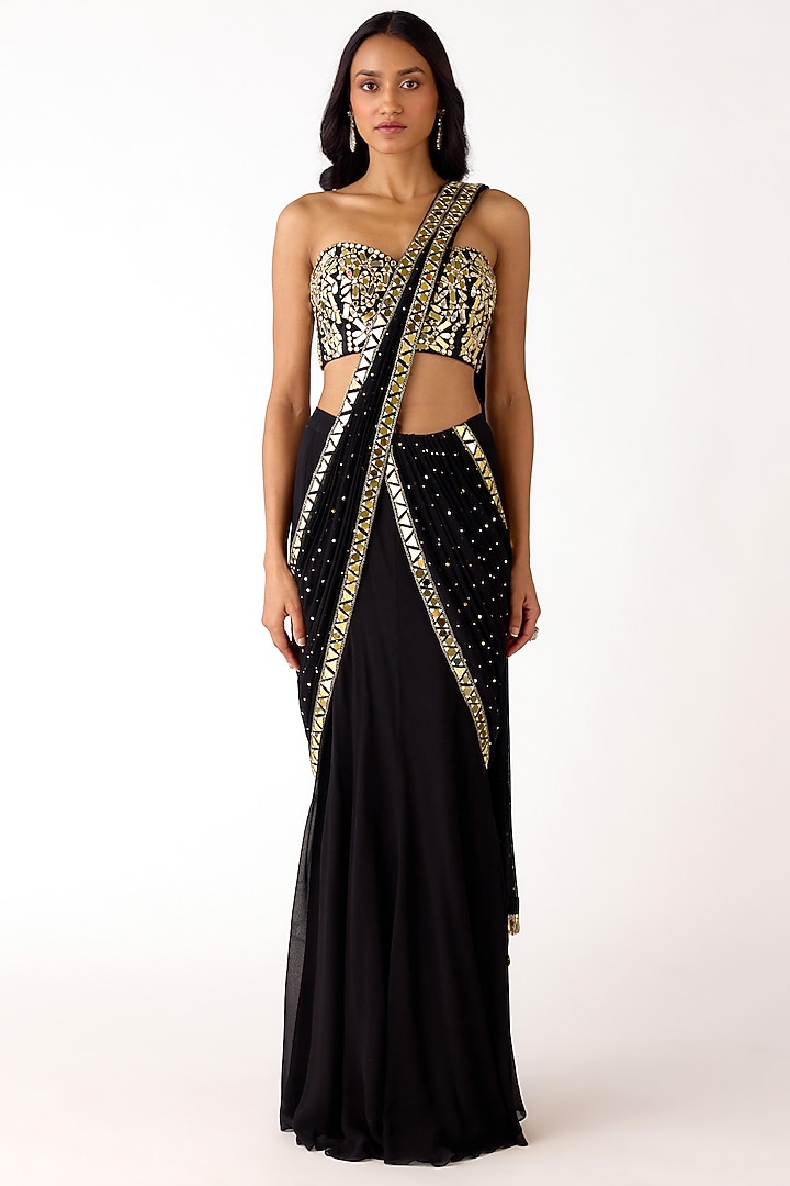 Black Mukaish Georgette Mirror Embroidered Draped Wedding Saree Set by Basanti - Kapde aur Koffee at Pernia's Pop Up Shop