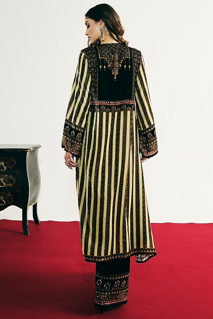 Black Velvet Sequins Embroidered Kurta Set by Basanti - Kapde aur Koffee at Pernia's Pop Up Shop