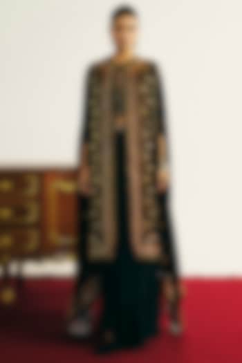 Black Velvet Mirror Embroidered Cape Set by Basanti - Kapde aur Koffee at Pernia's Pop Up Shop