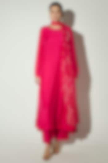 Pink Bamberg Silk Coin Embellished Kurta Set by Basanti - Kapde aur Koffee at Pernia's Pop Up Shop