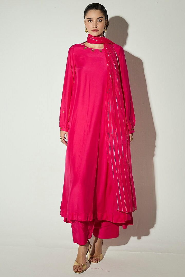 Pink Bamberg Silk Coin Embellished Kurta Set by Basanti - Kapde aur Koffee at Pernia's Pop Up Shop