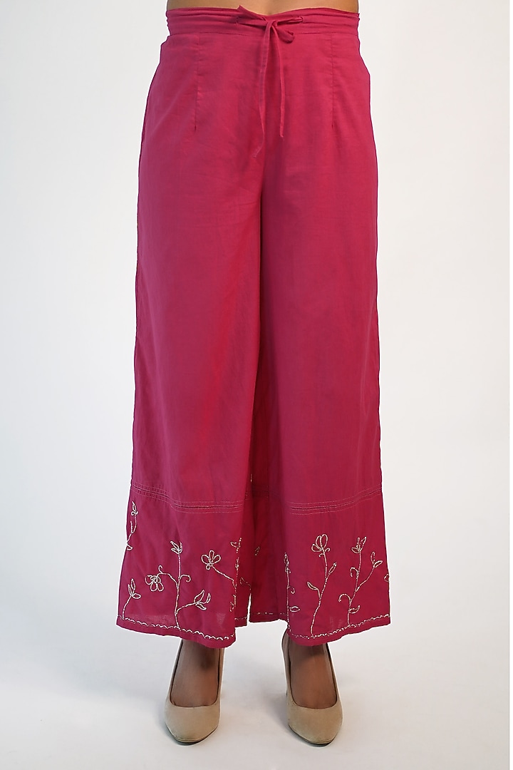 Fuchsia Hand Embroidered Kurta Set by Barahmasi at Pernia's Pop Up Shop