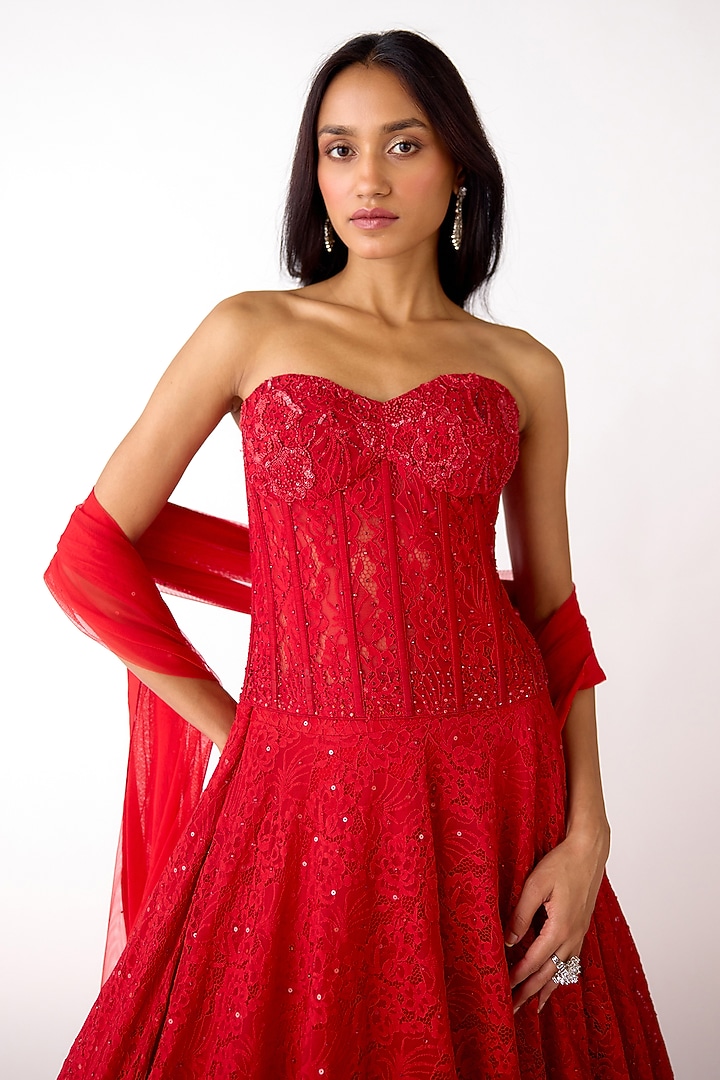 Red Chantley Net Sequins Embroidered Wedding Lehenga Set by Basanti - Kapde aur Koffee at Pernia's Pop Up Shop