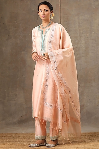 Peach Handloom Chanderi Silk Resham Embroidered Kurta Set by Bbaawri