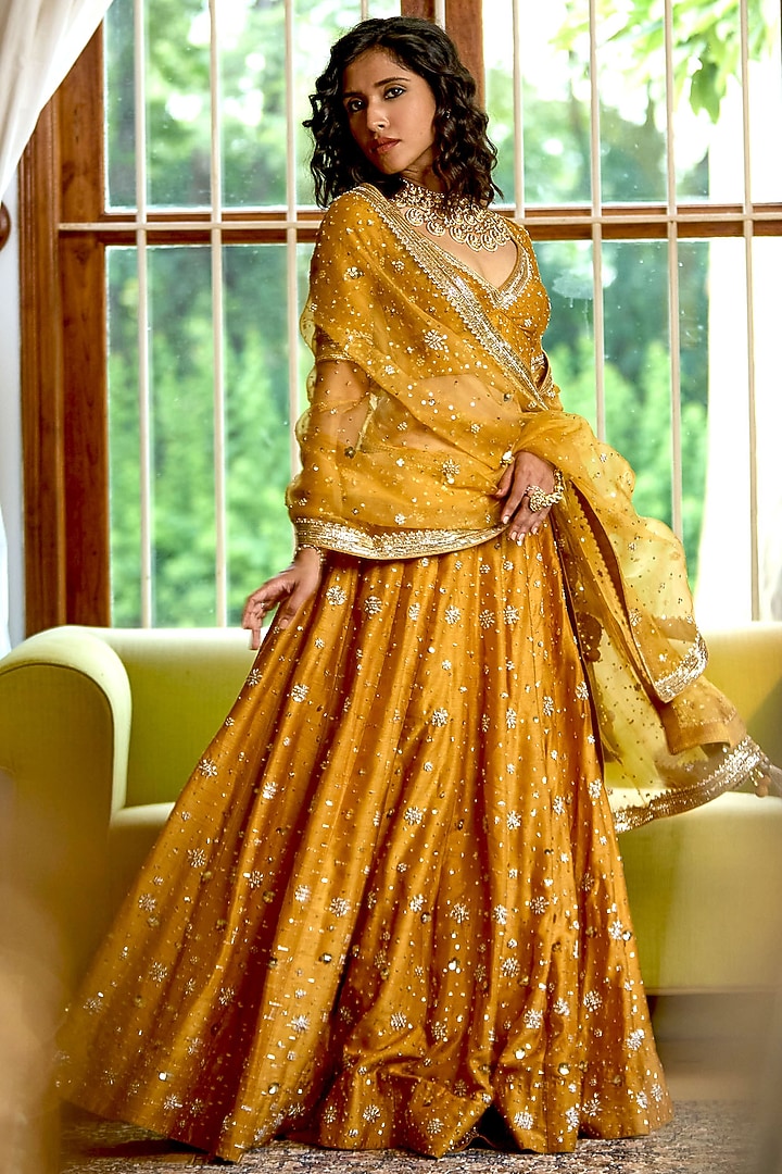 Golden Pure Dupion Silk Zari Hand Embroidered Wedding Lehenga Set by Bbaawri at Pernia's Pop Up Shop